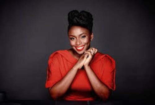  Chimamanda N'gozi Adichie